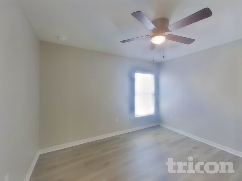Building Photo - 6046 Eagle Pointe Dr
