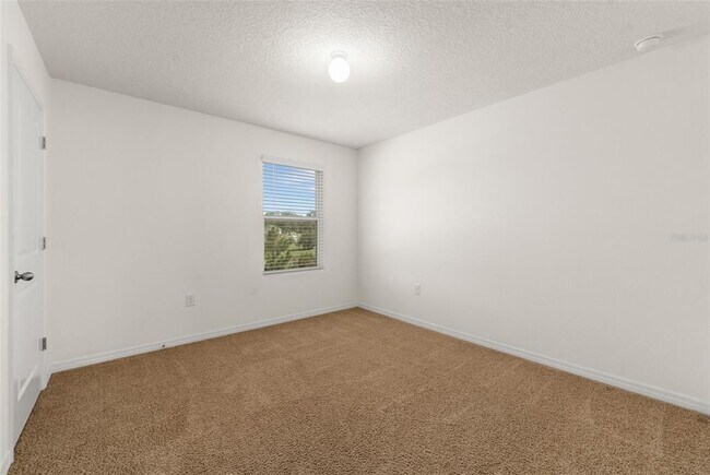 Building Photo - 8008 SW 62nd Ct