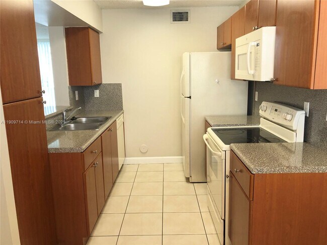 Building Photo - 4637 NW 97th Ct