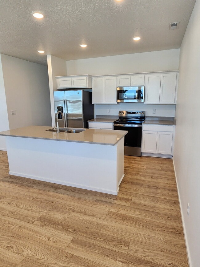 Building Photo - Brand New 3BR, 2BTH In Post Falls