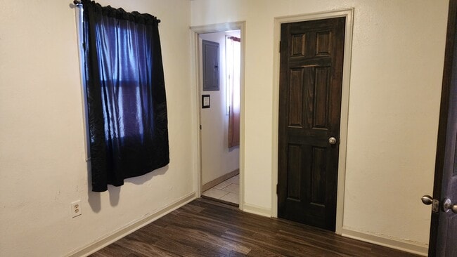 Building Photo - 1138 Spruce St