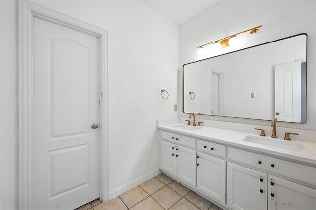 Building Photo - 7245 Silver City Dr