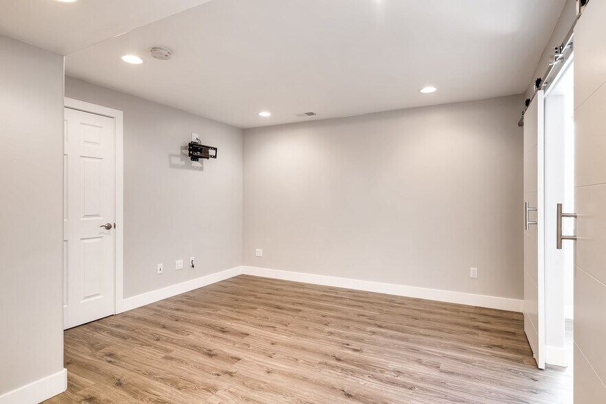 Building Photo - 3246 Astorbrook Way