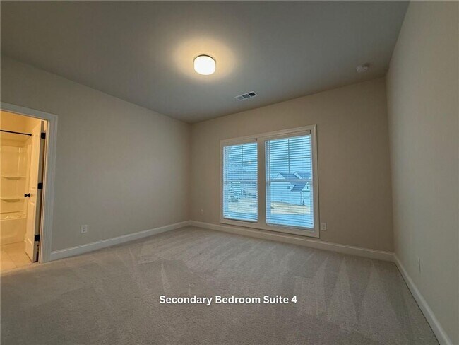 Building Photo - 3770 Andover St