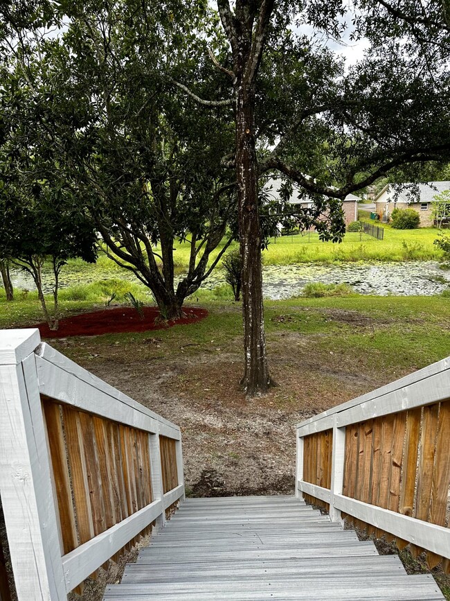 Building Photo - 109 Dominica Way