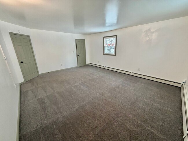 Building Photo - PRICE REDUCED!! Gorgeous Newly Renovated 4 BR, 2 BA on .71 acres