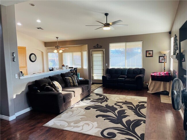 Building Photo - 27613 Vanilla Ct