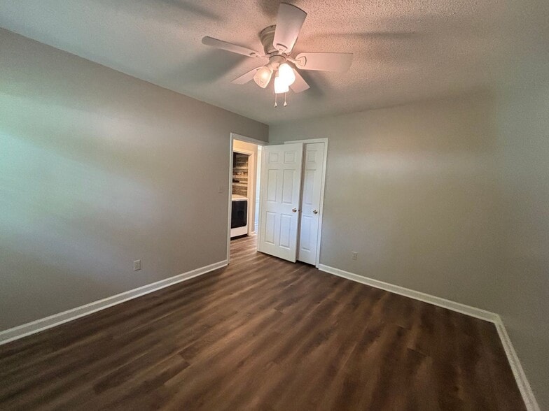Building Photo - 3015 Milkyway Dr