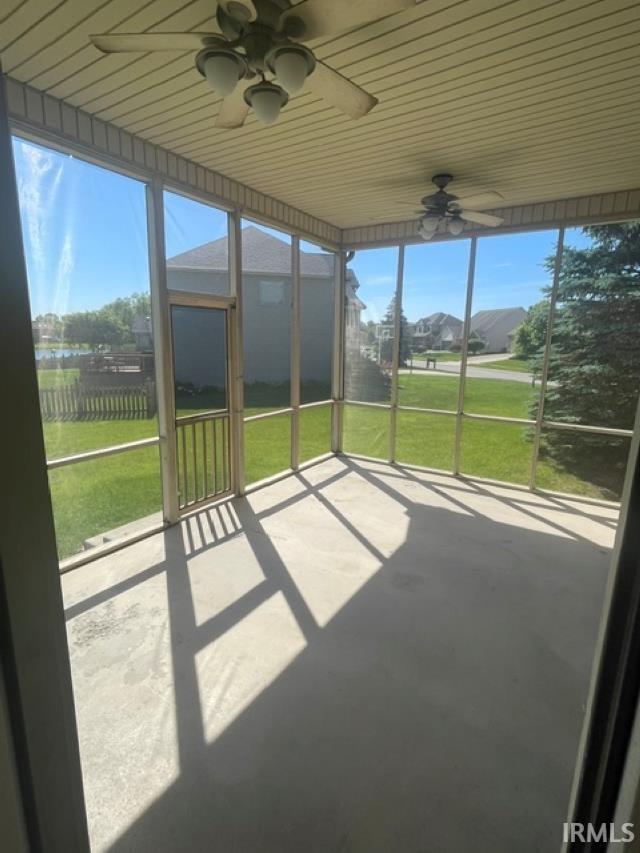 Building Photo - 3127 Shallowbrook Dr