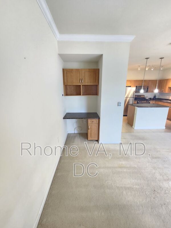 Building Photo - 12901 Centre Park Cir