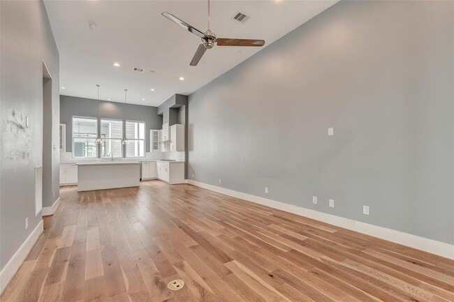 Building Photo - 2620 Rusk St