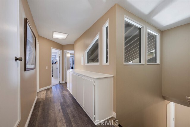 Building Photo - 6646 Vista Loma