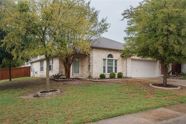 Primary Photo - 19400 Sunken Creek Pass