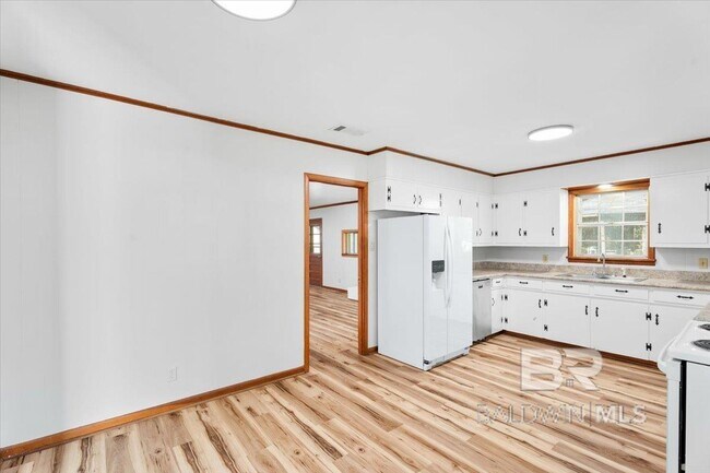 Building Photo - 101 Stover Dr