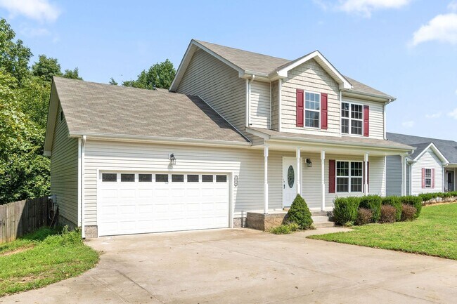 Building Photo - Large home in Hazelwood Area