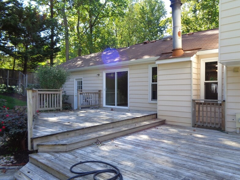 Building Photo - 3800 Bell Rd