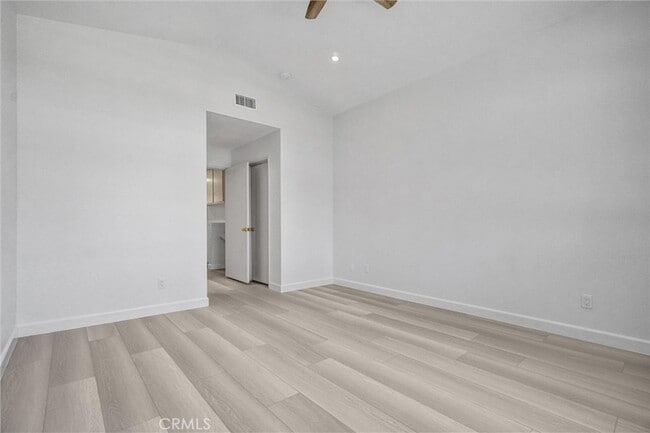 Building Photo - 13635 Almond St