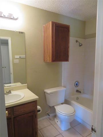 Building Photo - 1755 Carrington Dr