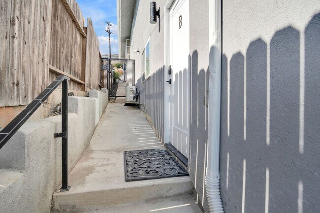 Building Photo - 27001 Calle Juanita