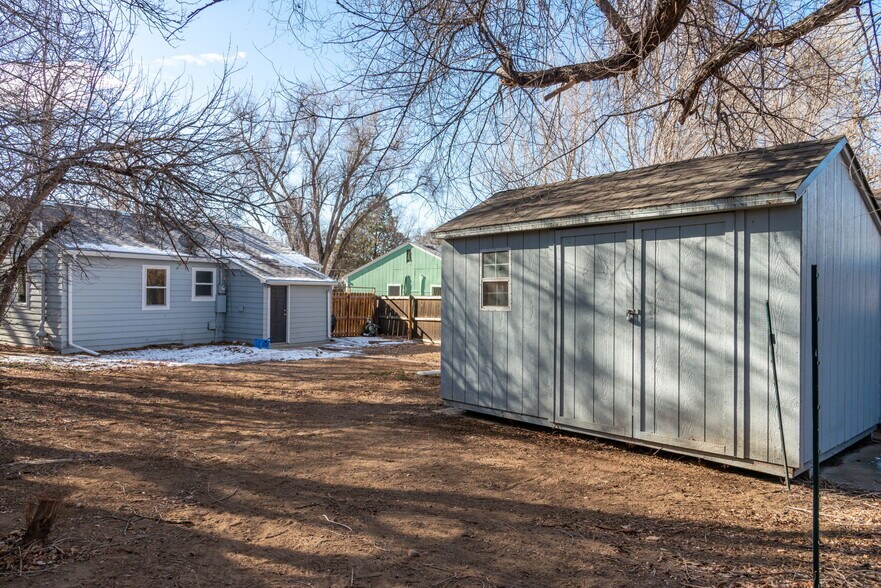 Building Photo - 136 E 5th Ave