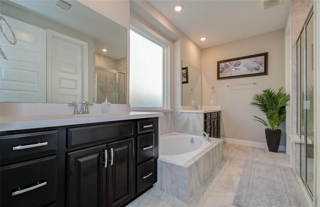 Building Photo - 4439 Rolling Field Ln