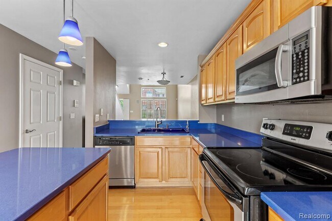 Building Photo - 3292 Newbury Pl