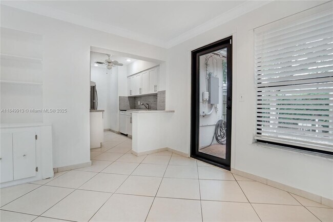 Building Photo - 8045 SW 62nd Ct