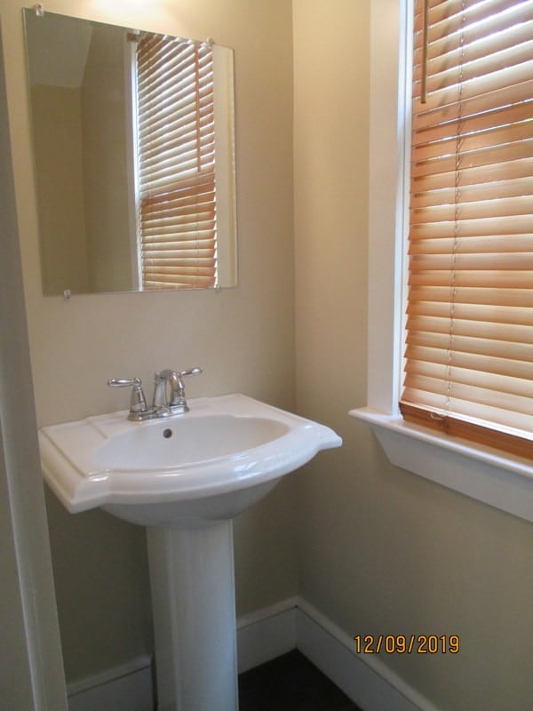 Building Photo - 17 Hampden Ct