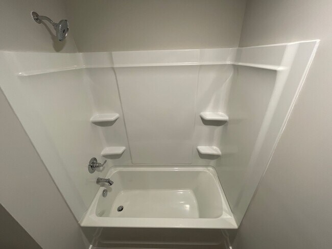 Building Photo - Home for Rent in Oak Grove, AL!! Available to View Now!!!