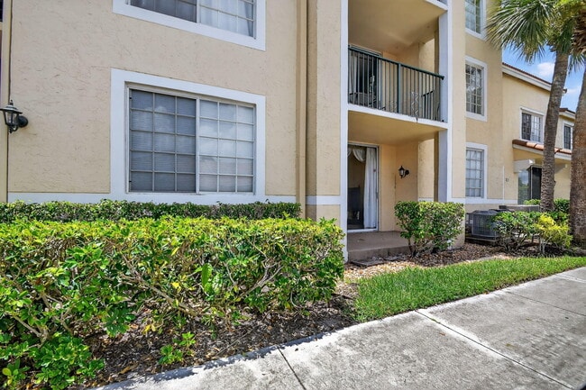 Building Photo - 1733 Village Blvd