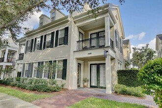 Building Photo - Charming 1/1 Spacious Condo Located in the Desirable Baldwin Park - Orlando!