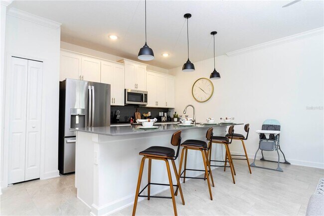 Building Photo - 1162 Kingsbarn St