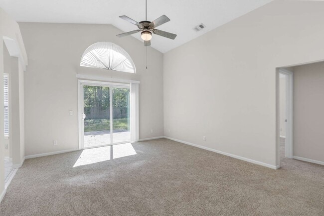 Building Photo - 710 Osprey Dr