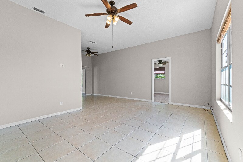 Building Photo - 4751 Deer Run Rd