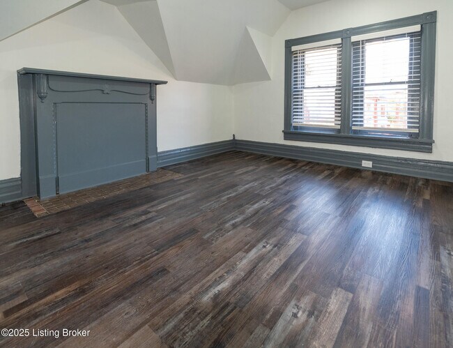 Building Photo - 1219 S 2nd St