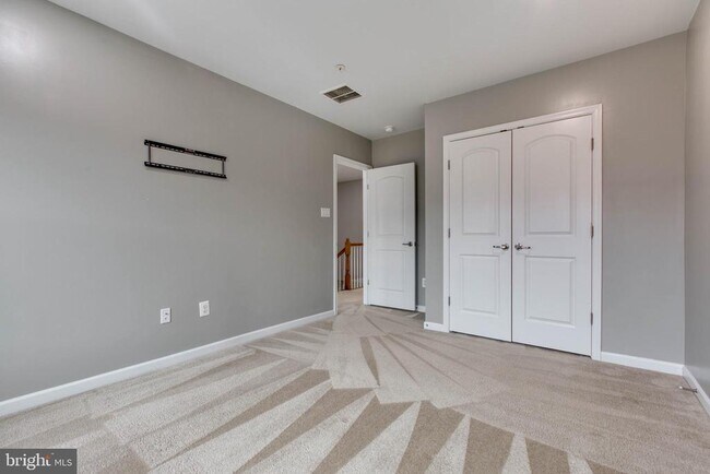 Building Photo - 2706 Amber Crest Rd