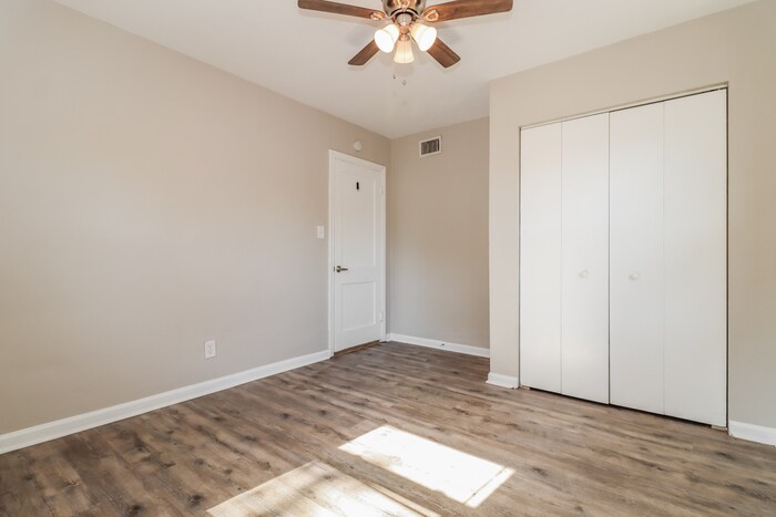 Building Photo - 630 50th St N