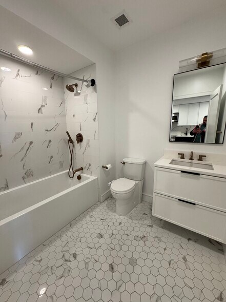 Building Photo - 58 Leo M Birmingham Pky