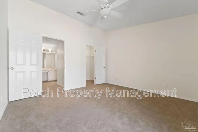 Building Photo - 7171 N 9th Ave