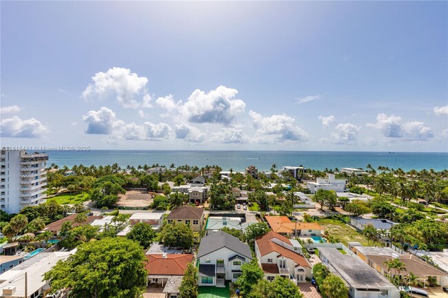 Building Photo - 2715 N Ocean Blvd