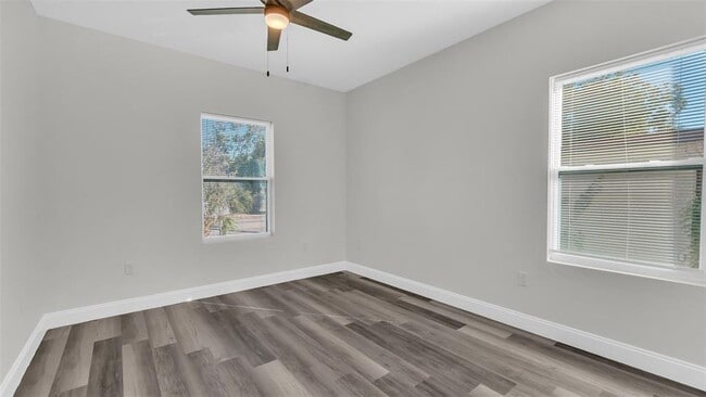 Building Photo - 1901 31st St S