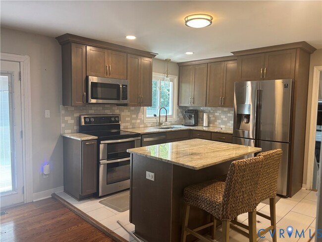 Building Photo - 1511 Charrington Dr