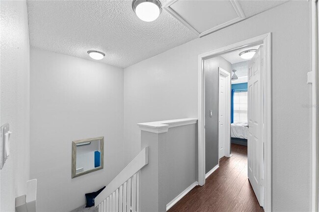 Building Photo - 2304 Fletchers Point Cir