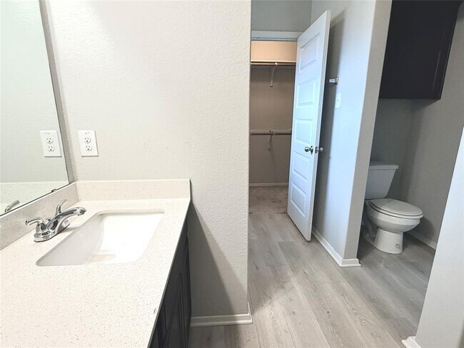 Building Photo - 5629 Corso Ct