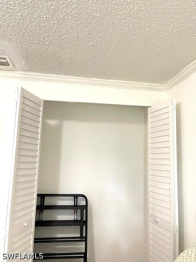 Building Photo - 5385 Treetops Dr