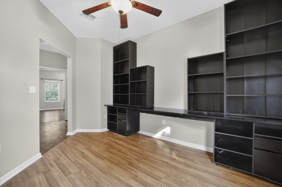 Building Photo - 1601 Majestic View Ln