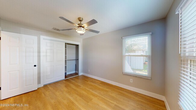 Building Photo - 162 Las Palmas Ln