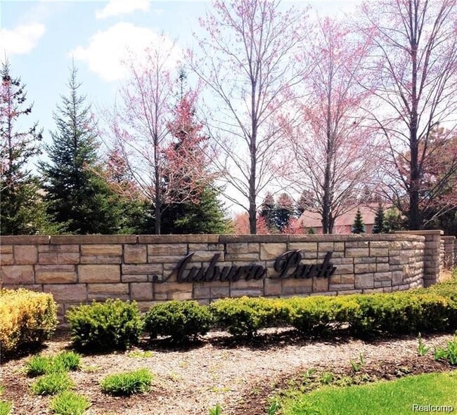 Building Photo - 149 S Vista