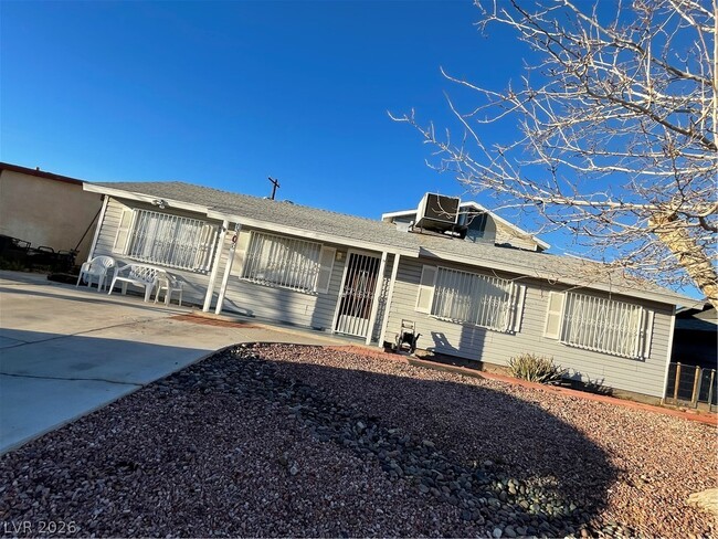 Building Photo - 6108 Fawn Cir