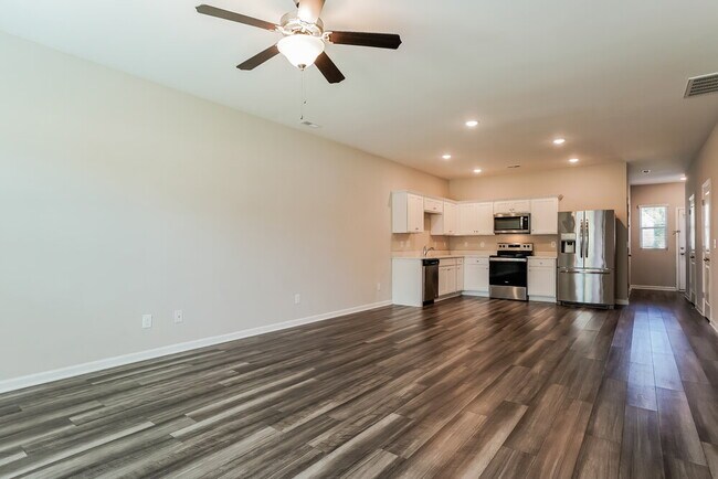 Building Photo - 548 Wendell Falls Pkwy